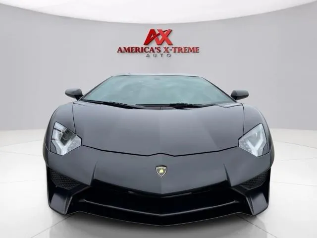 2017 Lamborghini Aventador Superveloce - Photo 10