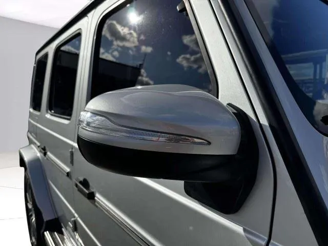 Mercedes-Benz G-Class photo 10