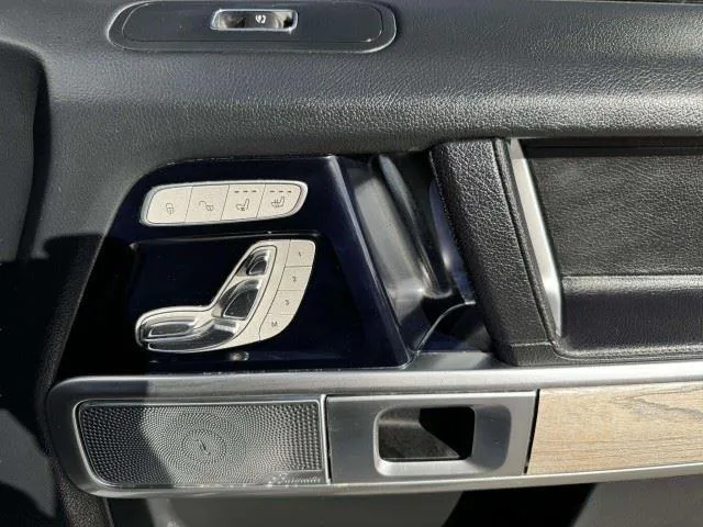 Mercedes-Benz G-Class photo 47