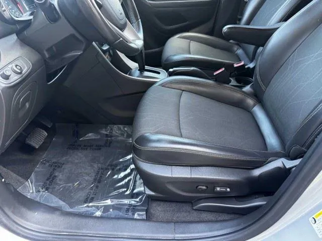 Chevrolet Trax photo 16