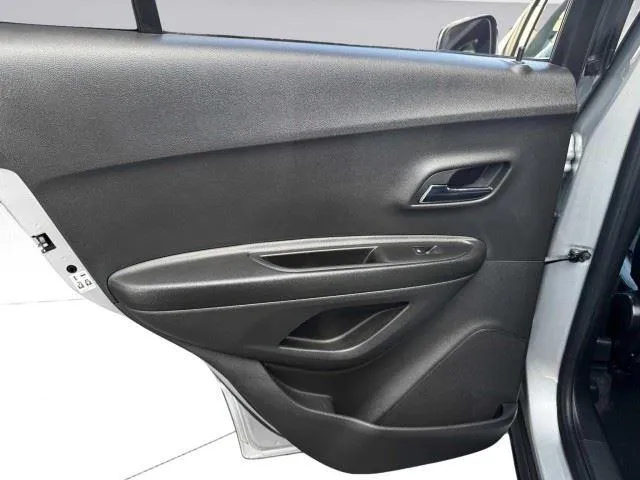 Chevrolet Trax photo 36