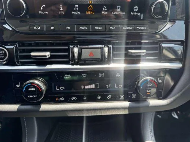 Nissan Pathfinder photo 28