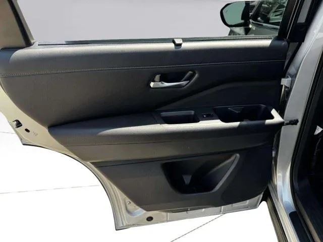 Nissan Pathfinder photo 37