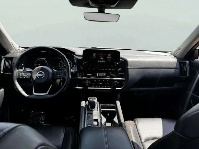 Nissan Pathfinder photo 39