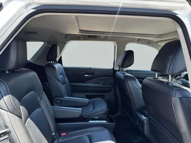 Nissan Pathfinder photo 47