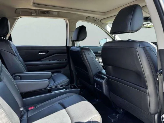 Nissan Pathfinder photo 49