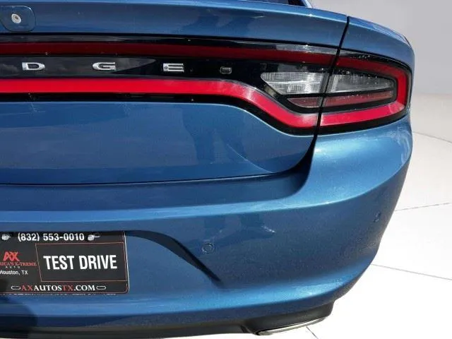 Dodge Charger photo 14
