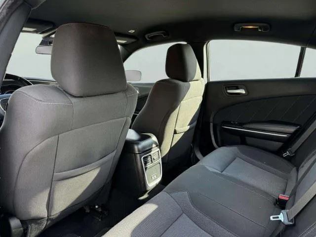 Dodge Charger photo 34