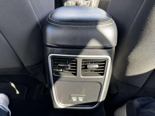 Dodge Charger photo 36