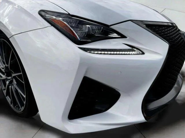 Lexus RC photo 12