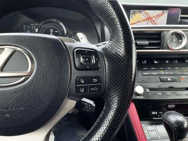 Lexus RC photo 35