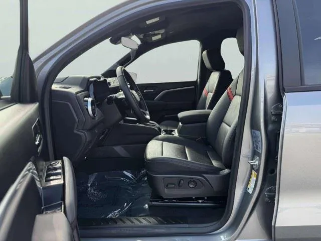 Chevrolet Colorado photo 20