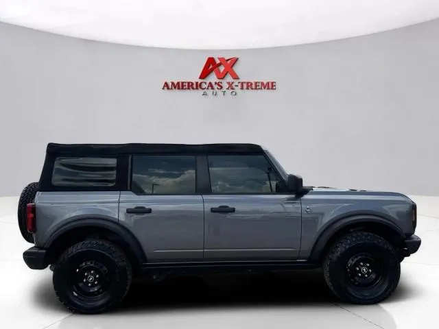 Ford Bronco photo 7