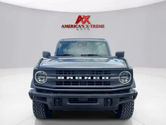 Ford Bronco photo 10