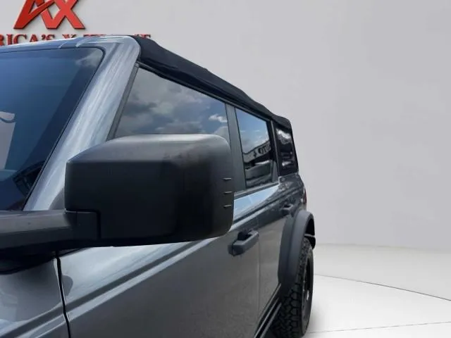 Ford Bronco photo 11
