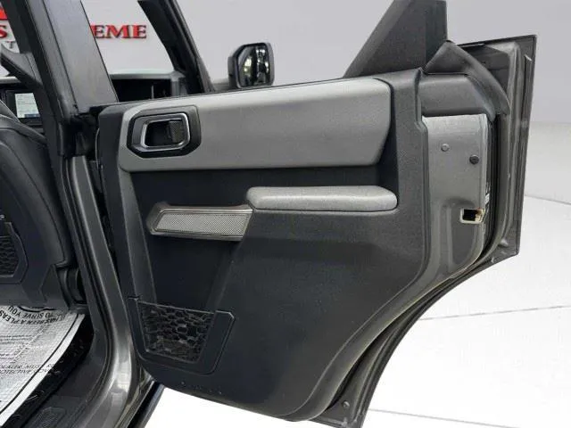 Ford Bronco photo 46