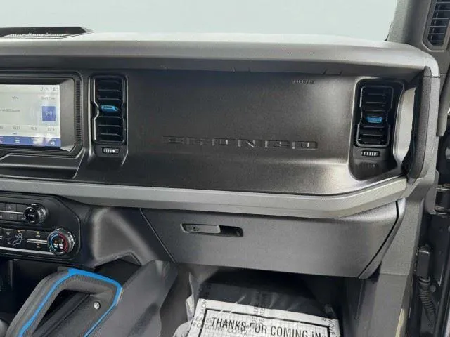 Ford Bronco photo 53