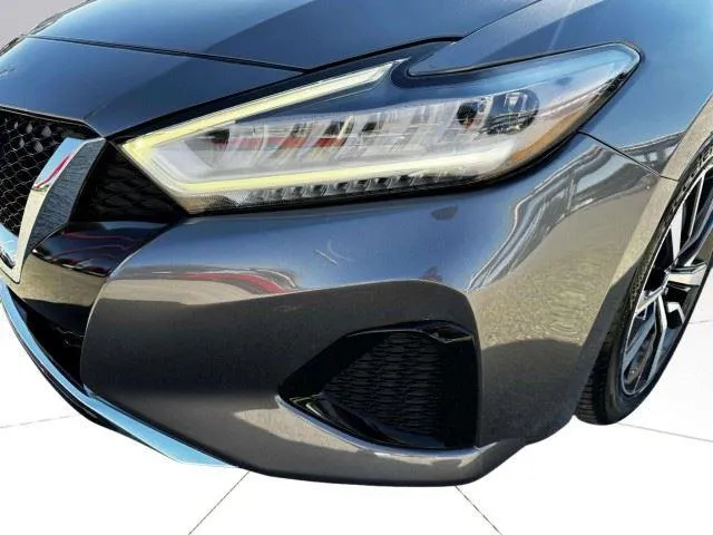 Nissan Maxima photo 12
