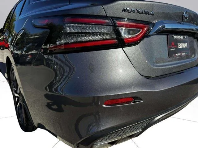 Nissan Maxima photo 15