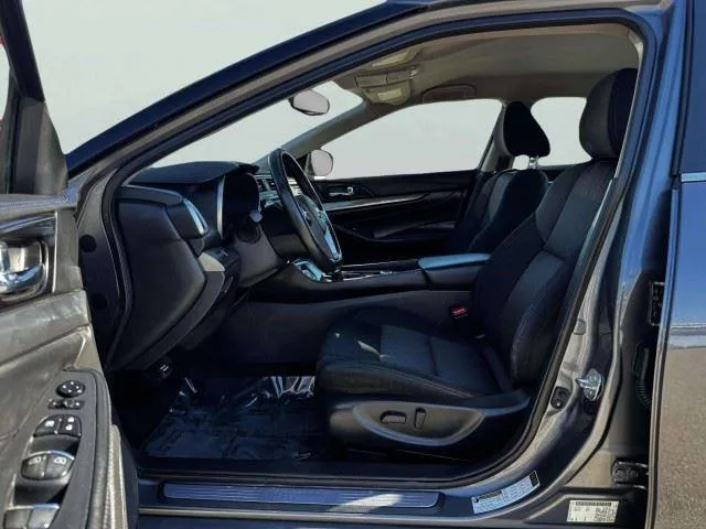 Nissan Maxima photo 18