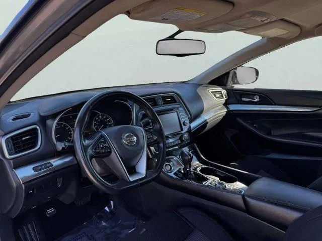 Nissan Maxima photo 21