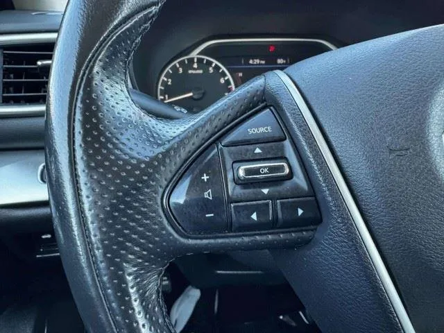 Nissan Maxima photo 26