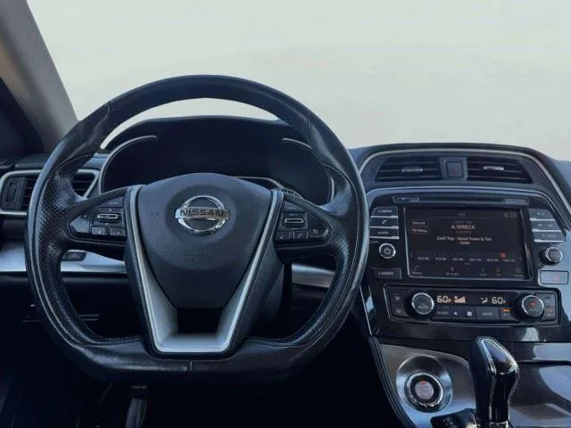 Nissan Maxima photo 27