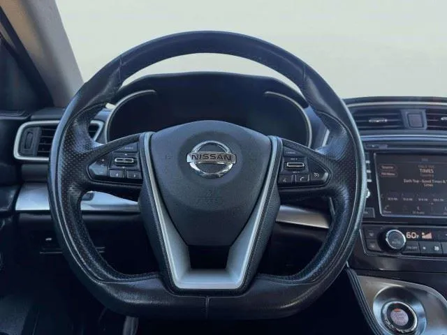 Nissan Maxima photo 28