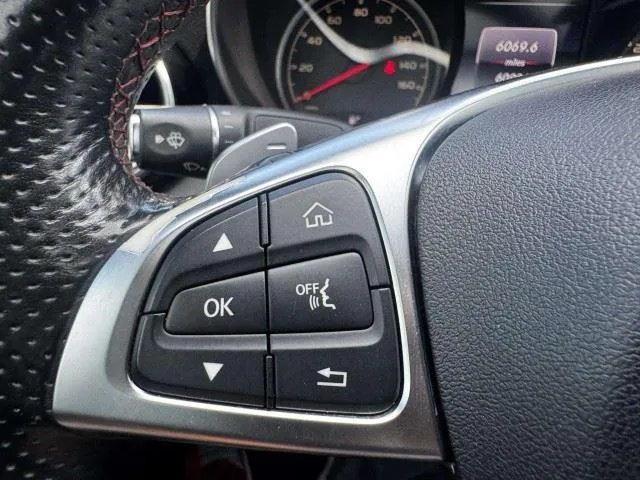 Mercedes-Benz C-Class photo 30