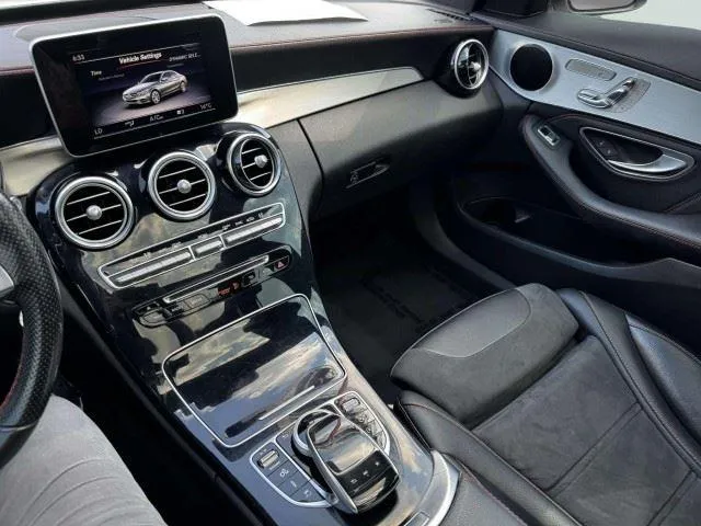 Mercedes-Benz C-Class photo 33