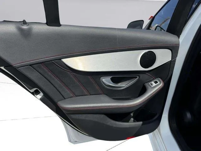 Mercedes-Benz C-Class photo 43