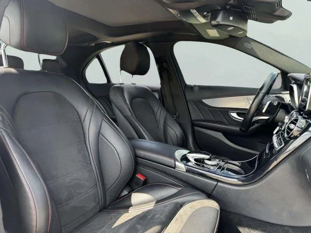 Mercedes-Benz C-Class photo 51