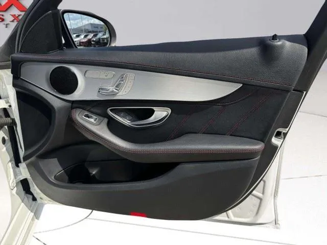 Mercedes-Benz C-Class photo 55