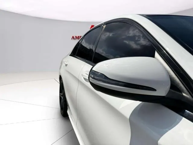 Mercedes-Benz C-Class photo 8