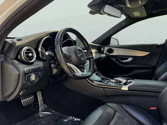 Mercedes-Benz C-Class photo 19