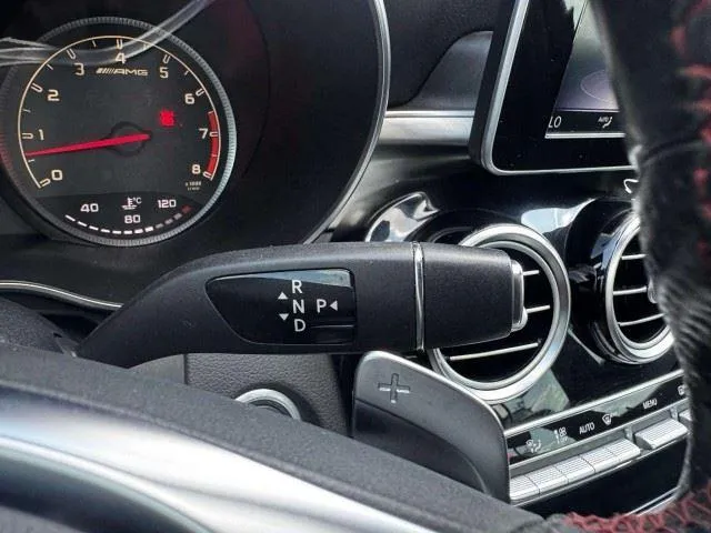 Mercedes-Benz C-Class photo 27