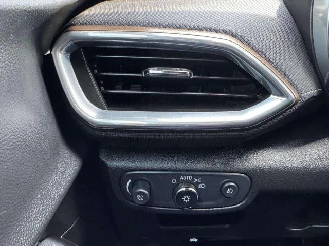 Chevrolet Trailblazer photo 19