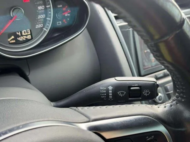 2011 Audi R8 Base - Photo 33
