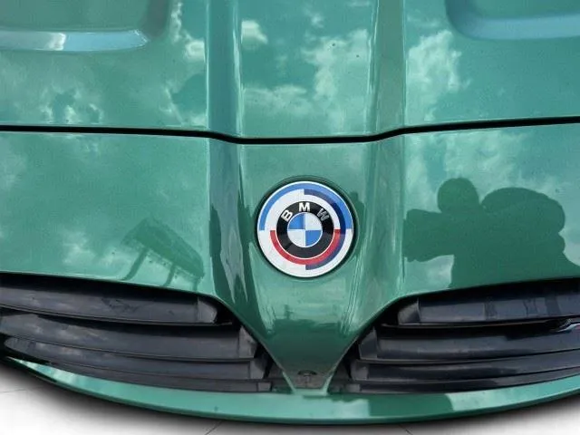 BMW M4 photo 15
