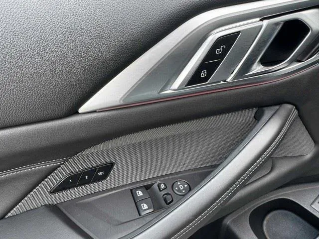 BMW M4 photo 26
