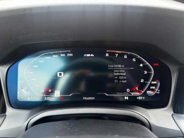 BMW M4 photo 30