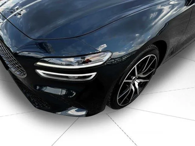 Genesis G70 photo 12