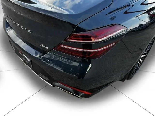 Genesis G70 photo 13