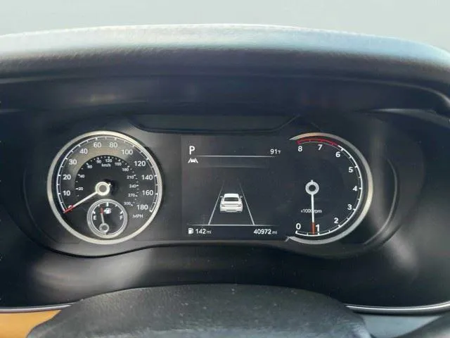 Genesis G70 photo 22