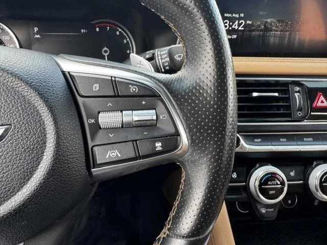 Genesis G70 photo 26