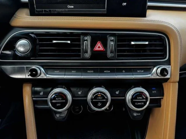 Genesis G70 photo 33