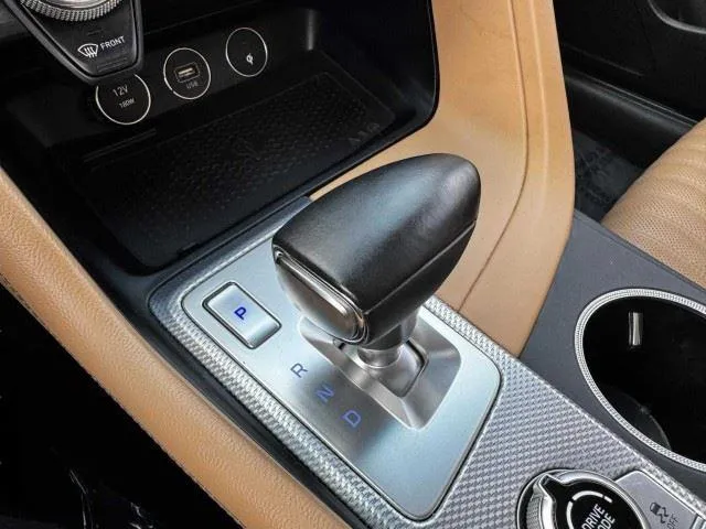 Genesis G70 photo 36