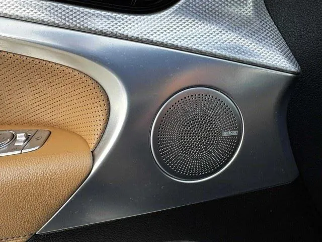 Genesis G70 photo 40