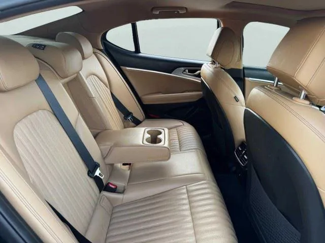 Genesis G70 photo 48
