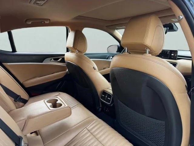 Genesis G70 photo 50
